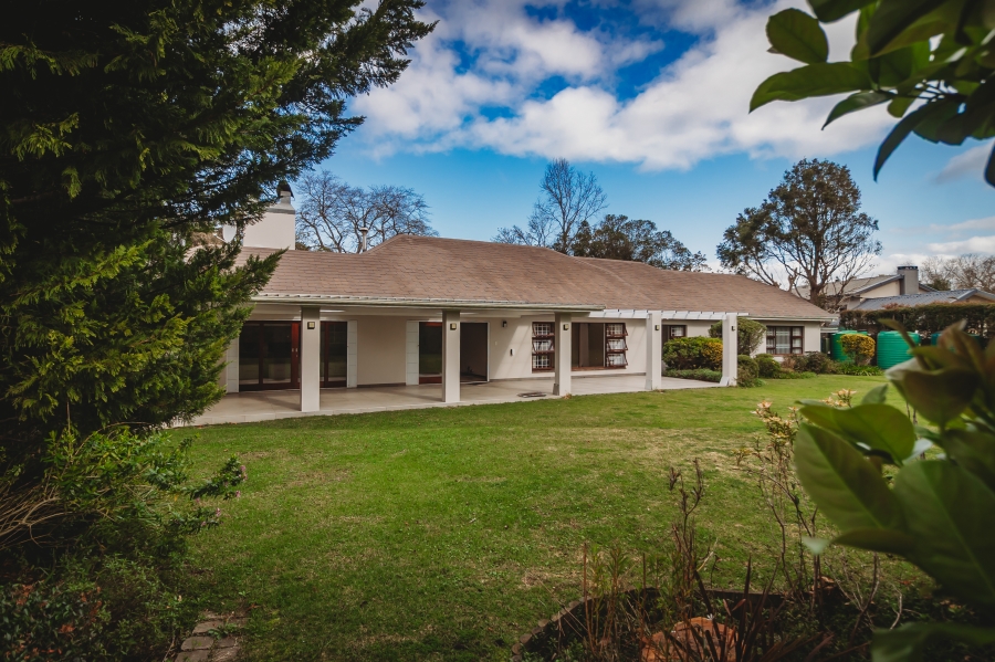 4 Bedroom Property for Sale in Heatherlands Western Cape